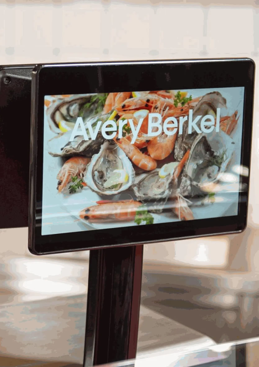  Rear screen in idle mode can show advertising graphics and videos